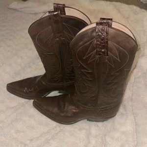 Rare vintage Lone Star cowboy boots